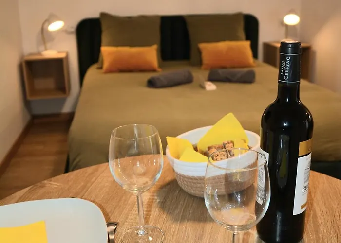 La Mansarde Des Remparts Appartement *